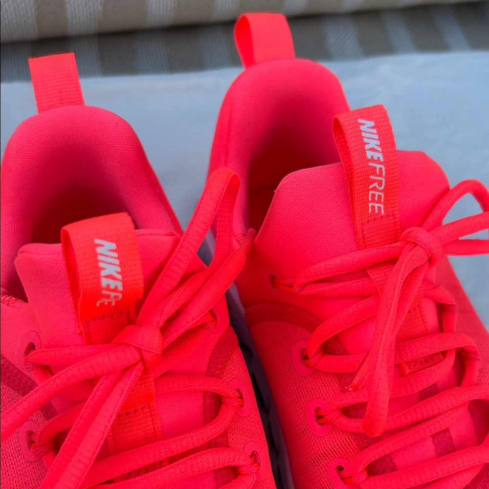 Nike Women's Metcon Shoes - Neon Pink and White - Picture 3 of 3